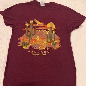 Saguaro National Park Women’s fit T-Shirt - Maroon